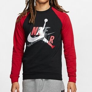 Jordan Men's Black and Red Crewneck Sweater